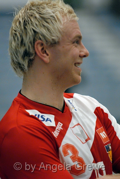 128.JPG